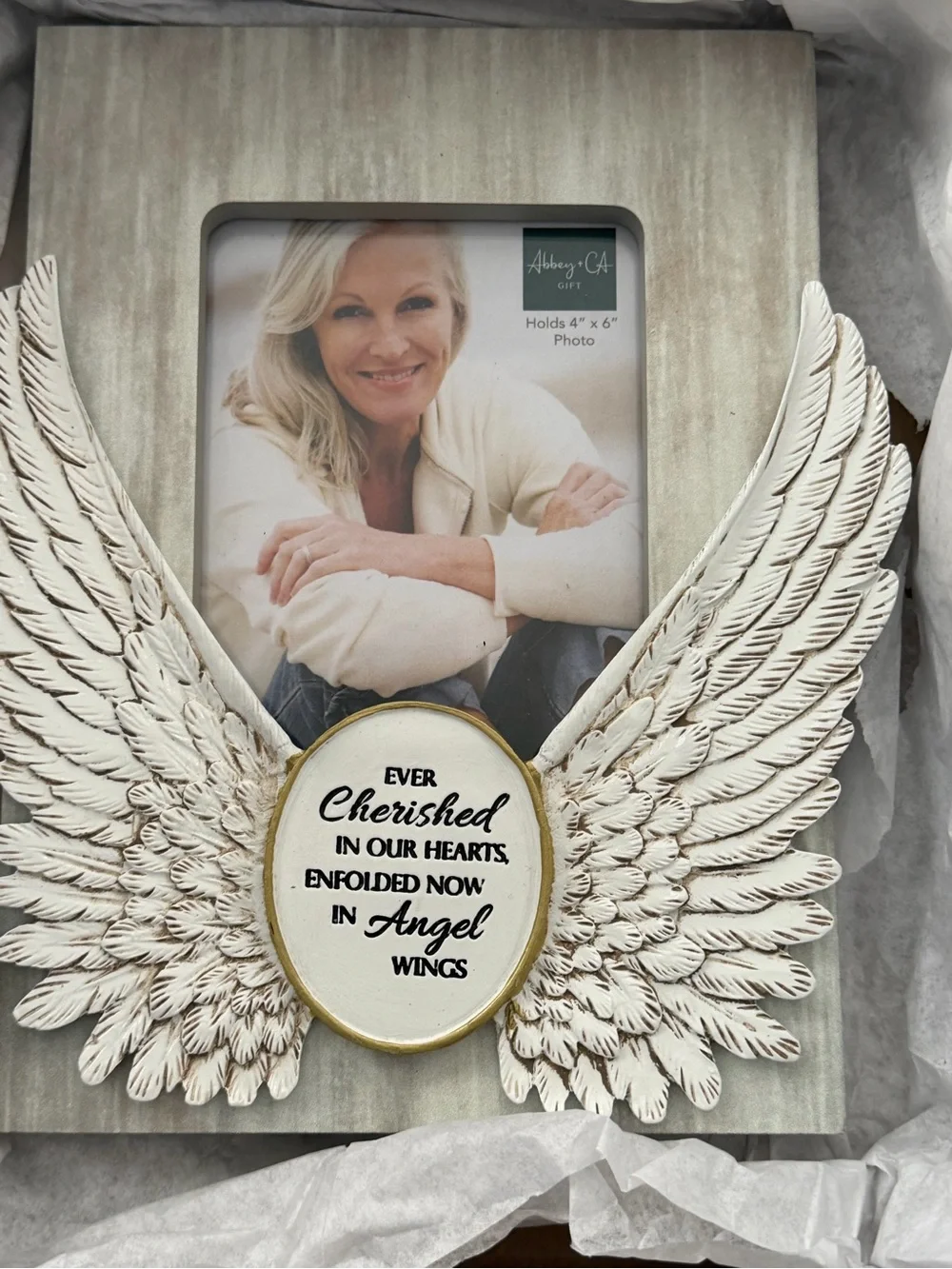 White Angel Wings Photo Frame - Cherished Memory Decor